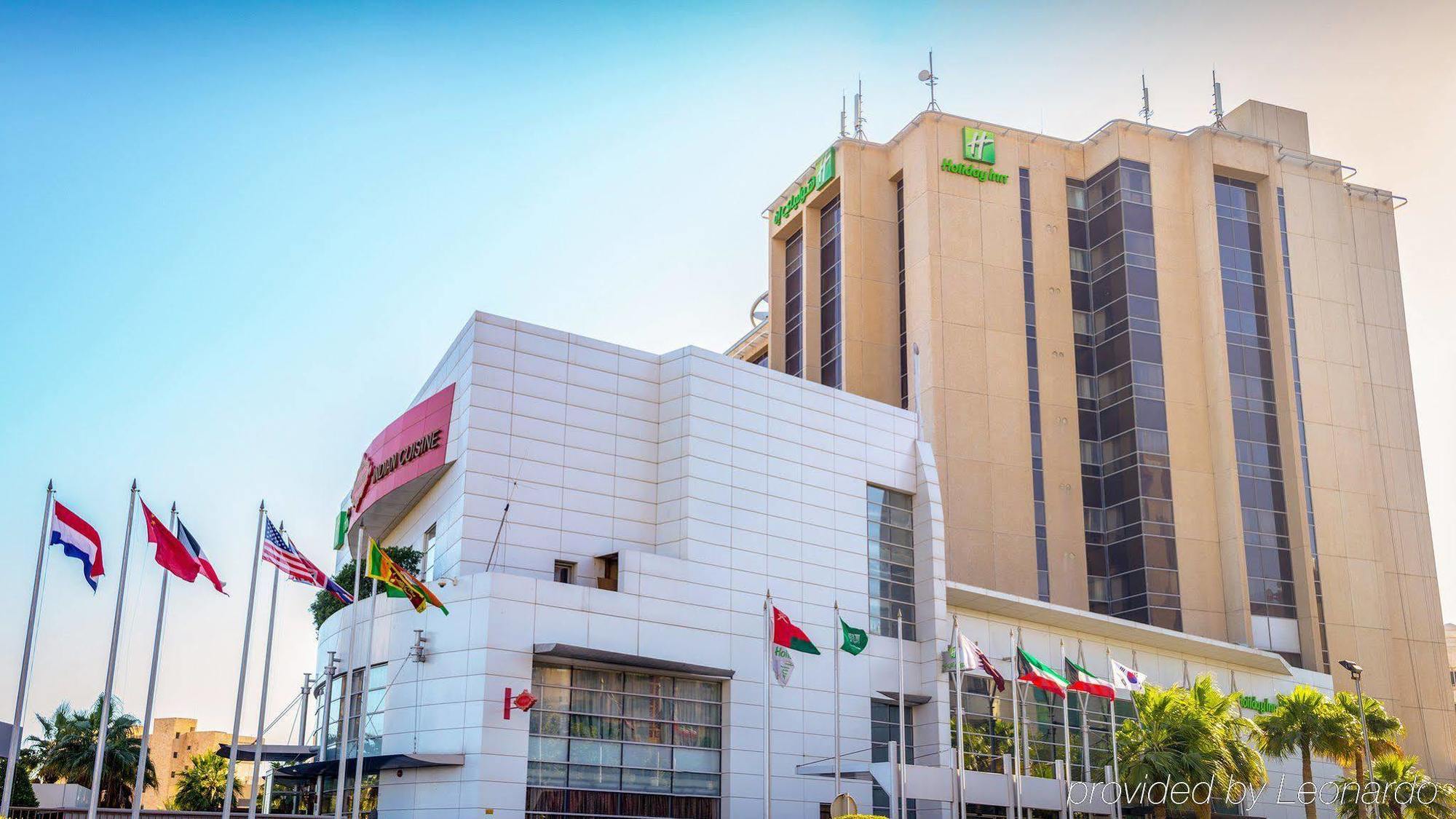 Holiday Inn Kuwait, An Ihg Hotel Kuwait City Exterior photo